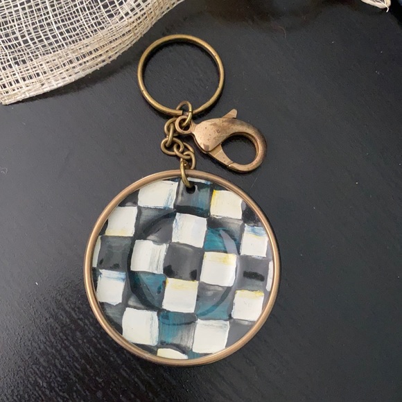 MacKenzie-Childs Other - MACKENZIE CHILDS COURTLY CHECK KEYCHAIN
